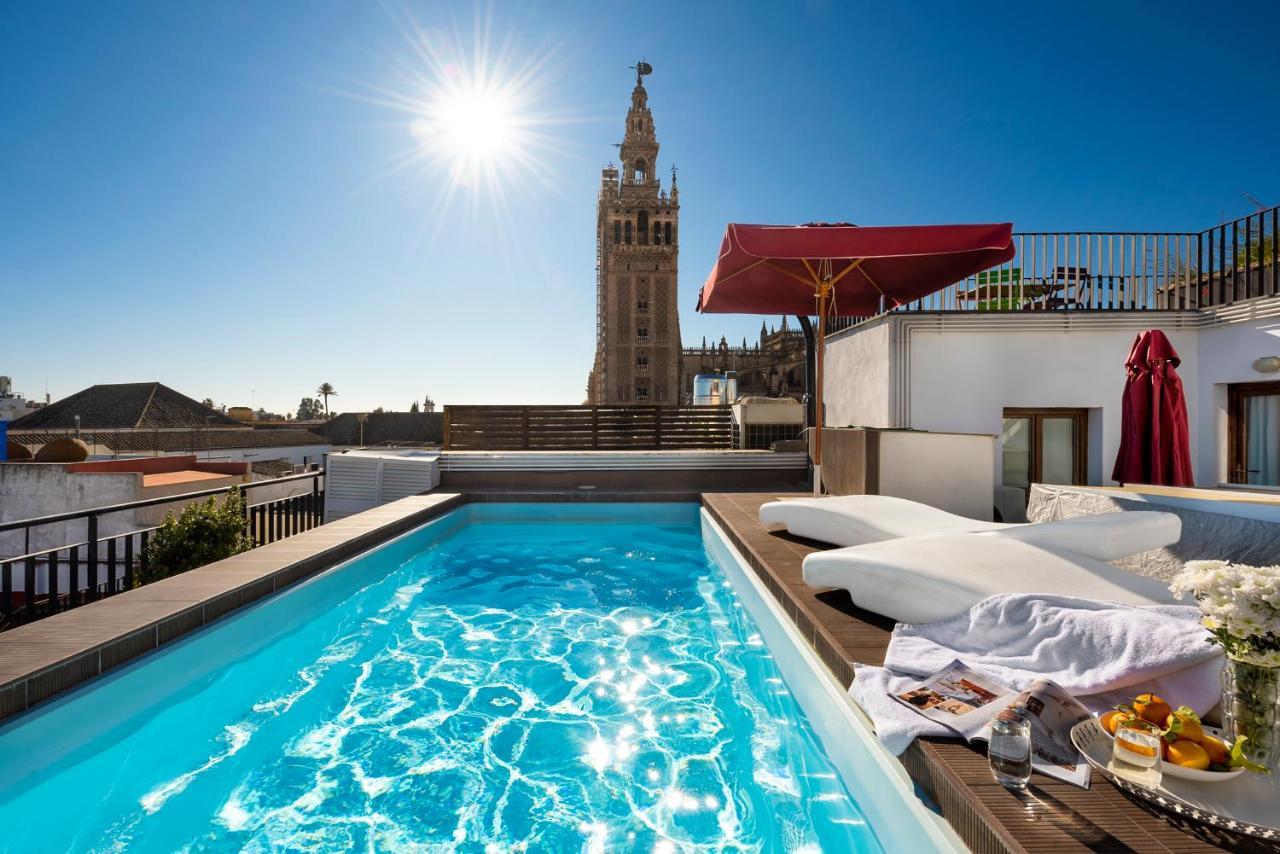 CATHEDRAL APARTMENT, FIRST FLOOR ≡ Seville, Spain ≡ Lowest Booking Rates  For Cathedral Apartment, First Floor in Seville